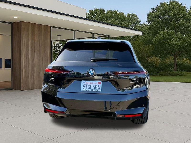 Used 2026 BMW iX xDrive45Image 9