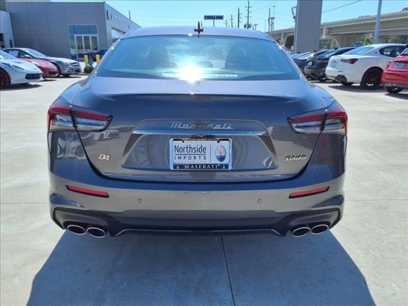 2024 Maserati Ghibli ModenaImage 8