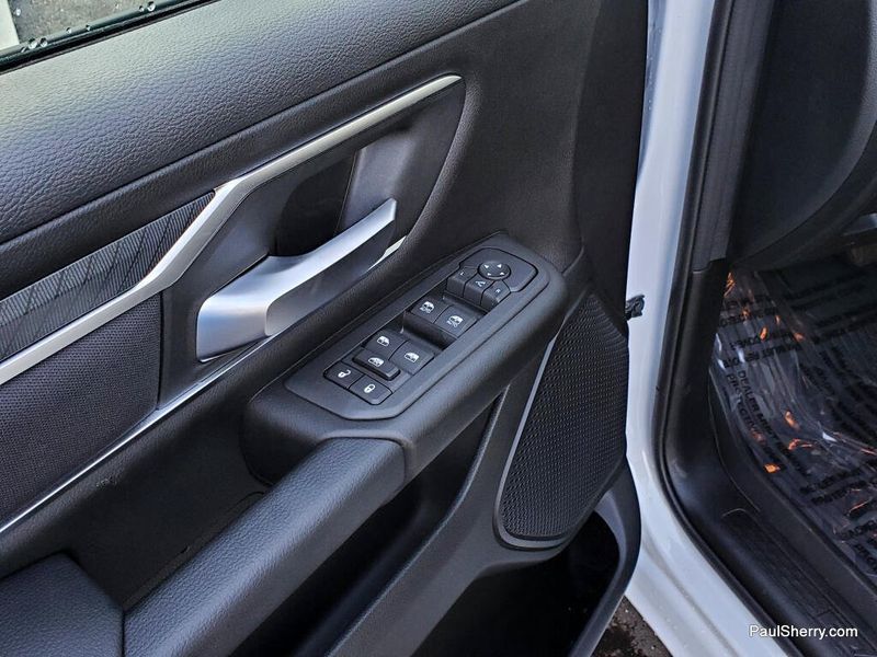 New 2026 RAM 1500 Big Horn Crew Cab 4x4 5'7' Box