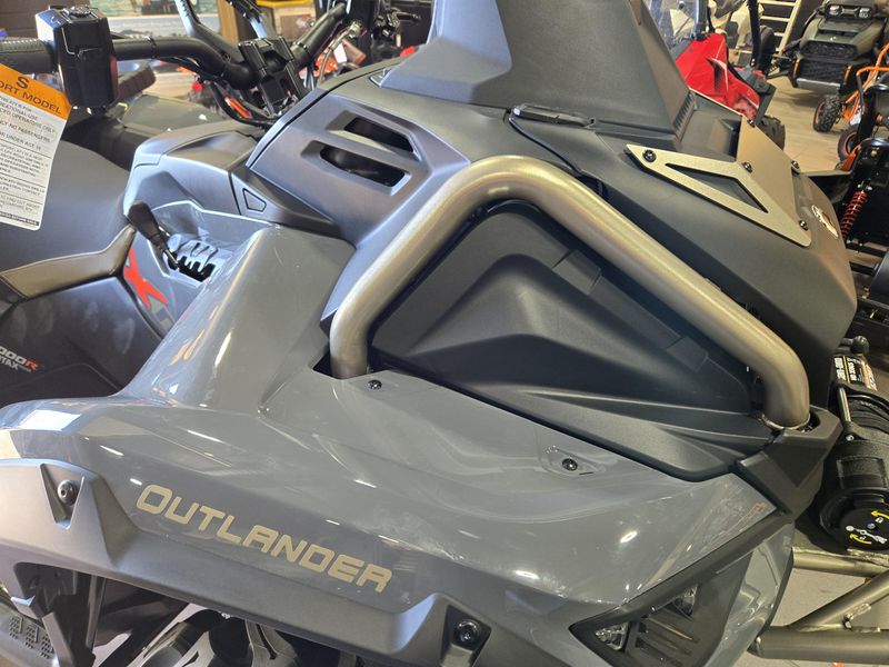 NEW 2026 CAN-AM OUTLANDER X MR 1000R Image 12