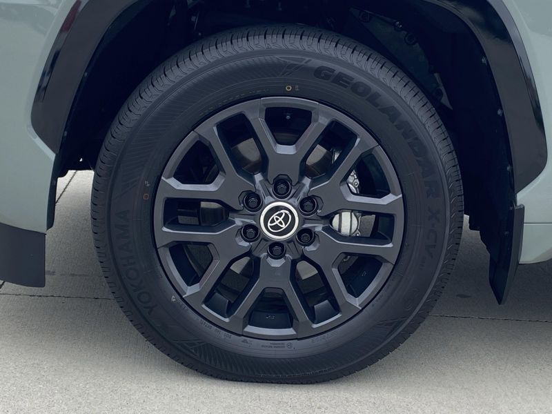 Used 2024 Toyota Sequoia PlatinumImage 8