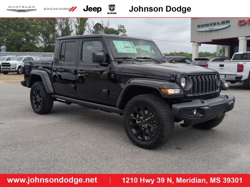2025 Jeep Gladiator Nighthawk 4x4Image 1