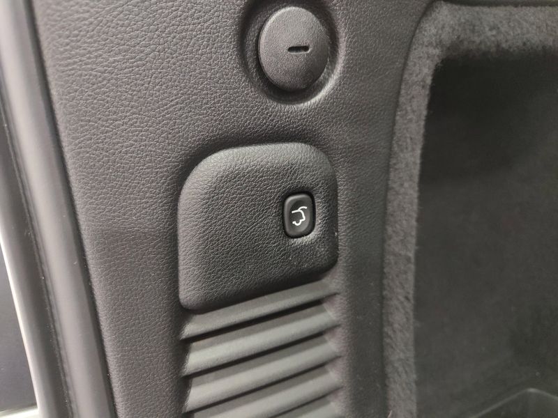 Used 2024 Dodge Durango Citadel 3.6L AWD w/Sunroof/NavImage 18