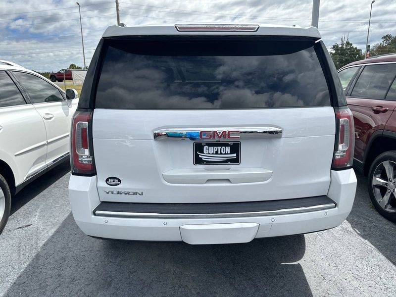 2019 GMC Yukon DenaliImage 8