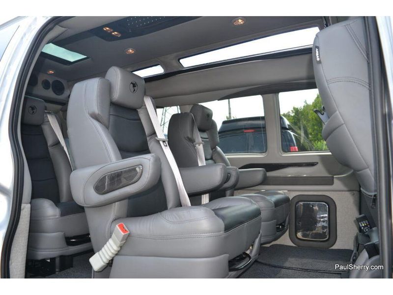 2020 Chevrolet Express Image 7