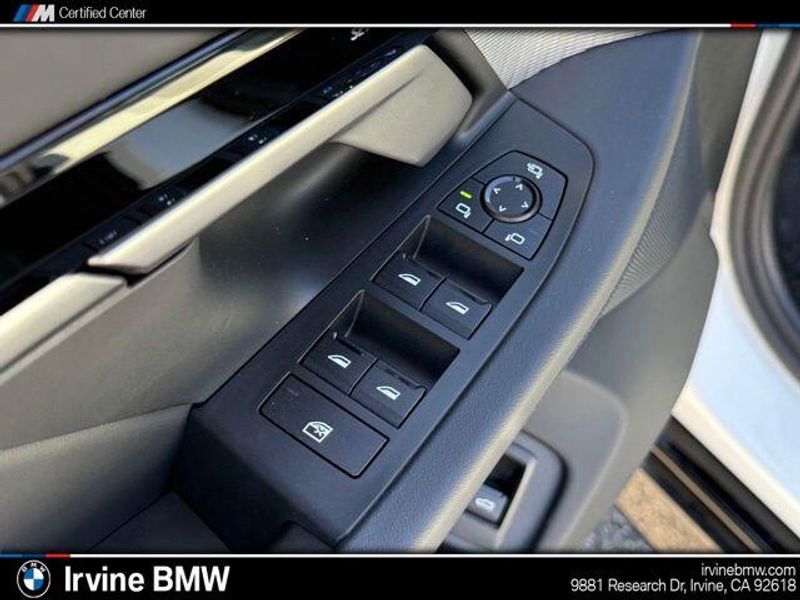 Used 2025 BMW 5 Series 530iImage 19
