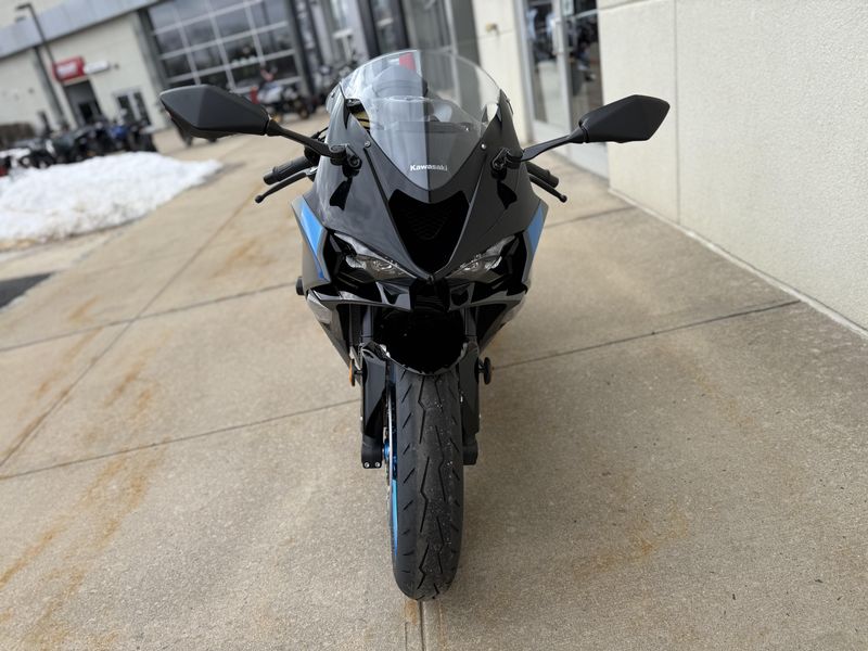 New 2026 Kawasaki NINJA ZX6R ABS | Cross Country Powersports