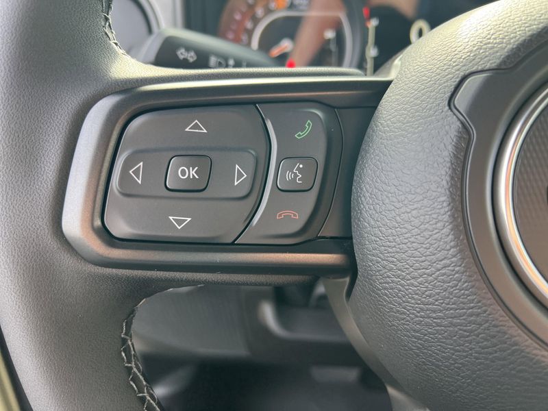 New 2026 Jeep Wrangler 4-door Sport SImage 18