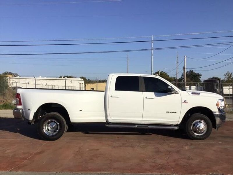 2022 RAM 3500 Big HornImage 4