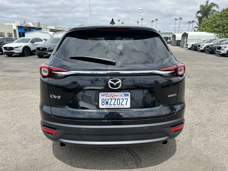 2021 Mazda CX-9 TouringImage 5
