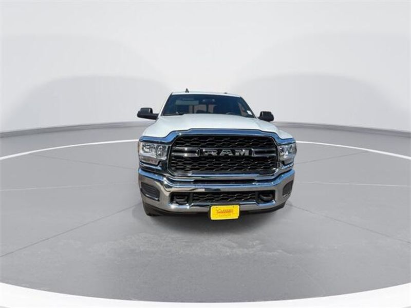 2022 RAM 2500 Tradesman Crew Cab 4x4 6