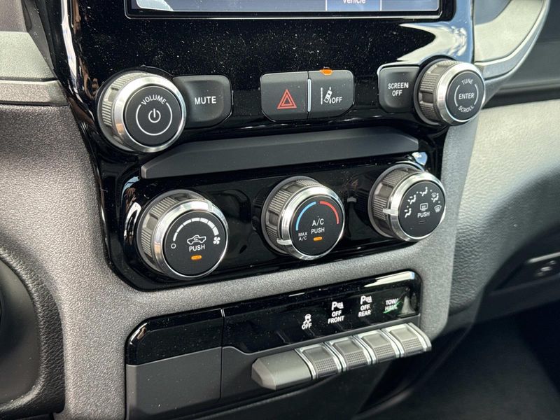 New 2026 RAM 1500 Tradesman Crew Cab 4x2 5'7' Box