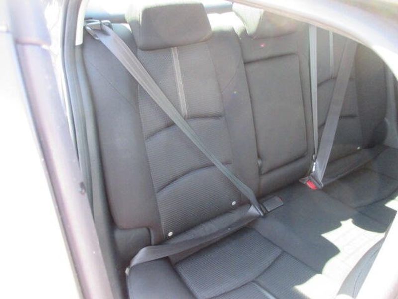 Used 2017 Mazda Mazda3 SportImage 24