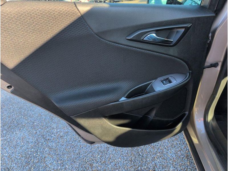 Used 2023 Chevrolet Malibu LTImage 29