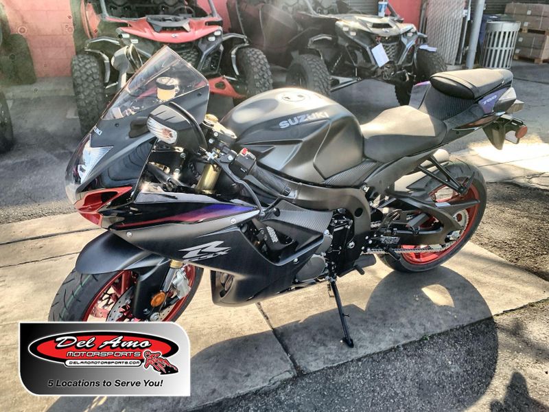 New 2026 Suzuki GSX-R750 Image 1