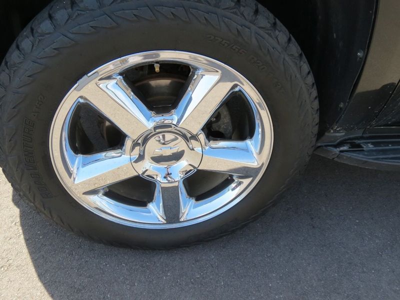 2012 Chevrolet Tahoe LTZ 4x4 4dr SUVImage 19