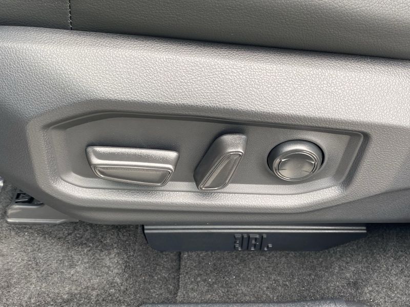 2024 Toyota Tundra LimitedImage 18