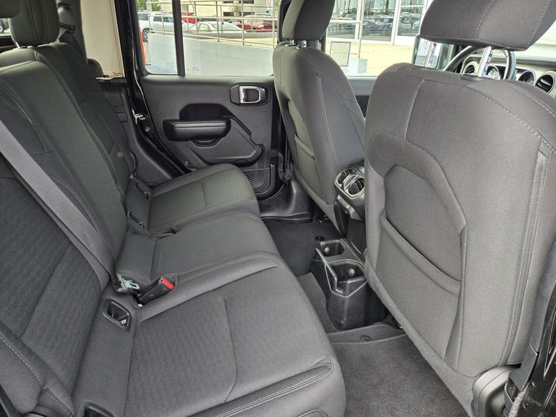 Used 2020 Jeep Gladiator Sport S 4x4