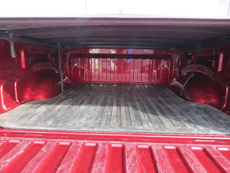 Used 2021 RAM 1500 Big Horn 4x4 4dr Crew Cab 5.6 ft. SB PickupImage 10