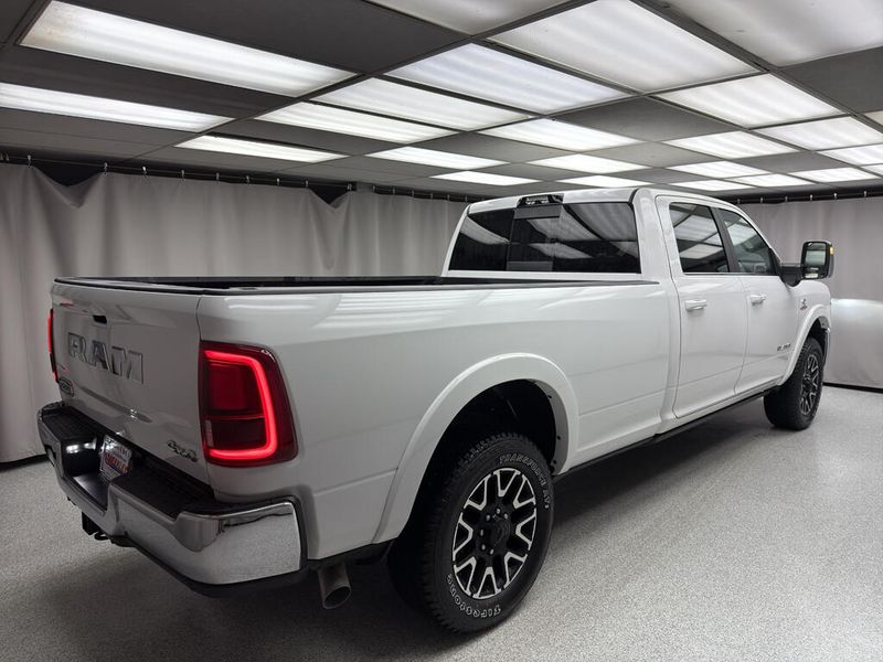 New 2025 RAM 3500 Limited Longhorn Crew Cab 4x4 8