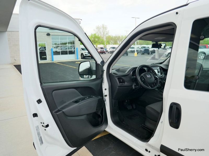 2022 RAM ProMaster City BaseImage 23