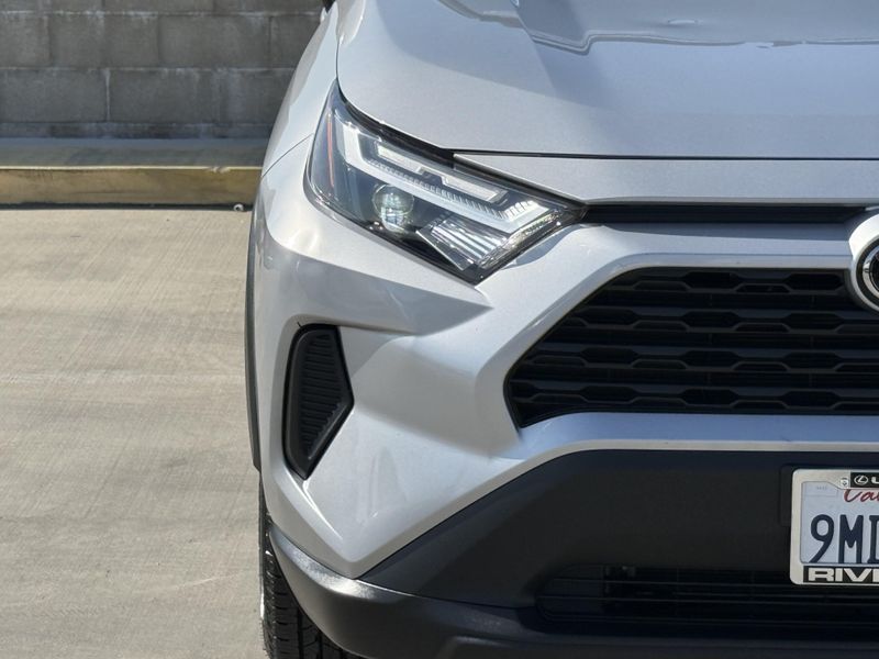 Used 2024 Toyota RAV4 XLEImage 7