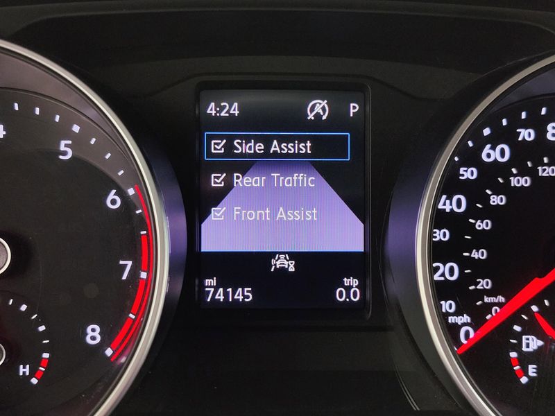 Used 2020 Volkswagen Tiguan SE AWD w/SunroofImage 8