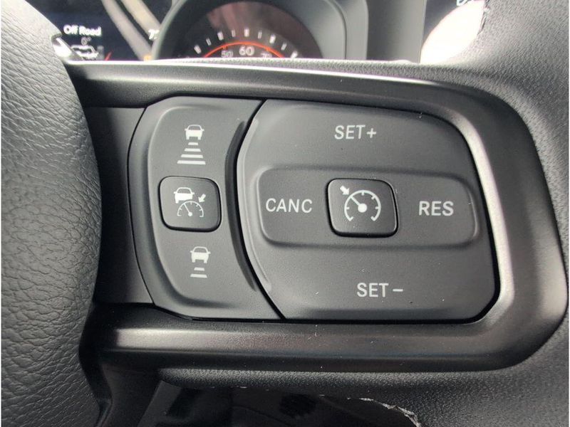 New 2026 Jeep Wrangler 4-door Sport SImage 23