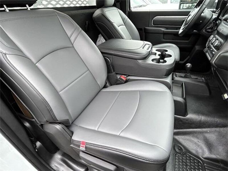 New 2023 RAM 5500 Tradesman Chassis Regular Cab 4x4 84