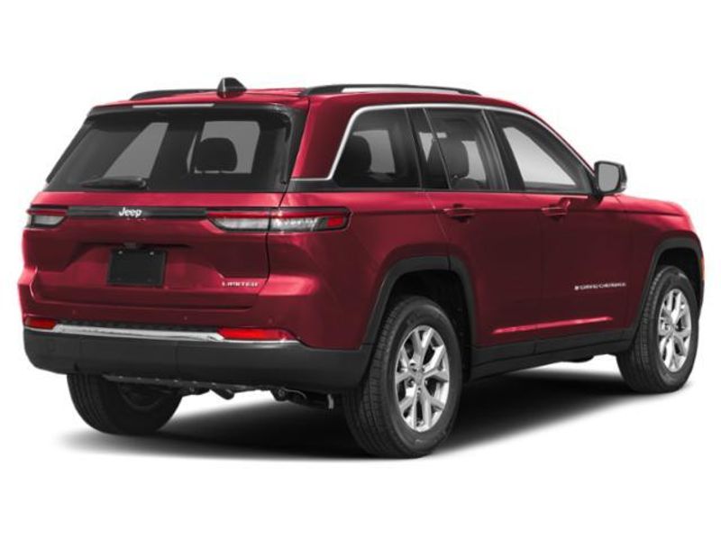 New 2025 Jeep Grand Cherokee Limited 4x4Image 3