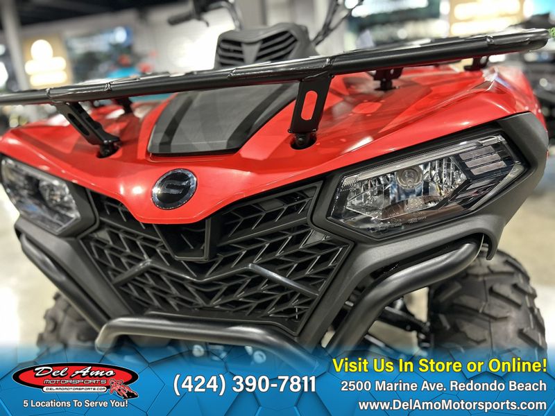 2024 CFMOTO CF400AU-6S  in a ROCKET RED exterior color. Del Amo Motorsports of Redondo Beach (424) 304-1660 delamomotorsports.com 