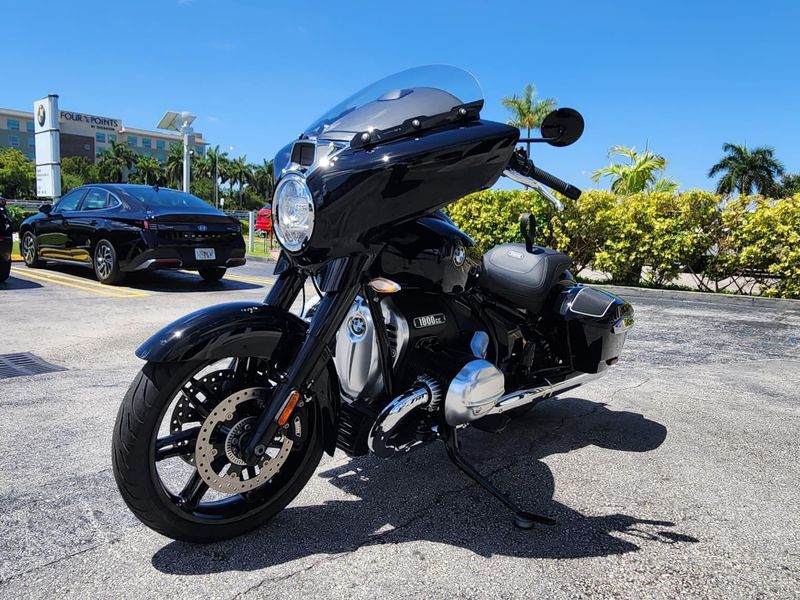 2025 BMW R 18 BImage 3