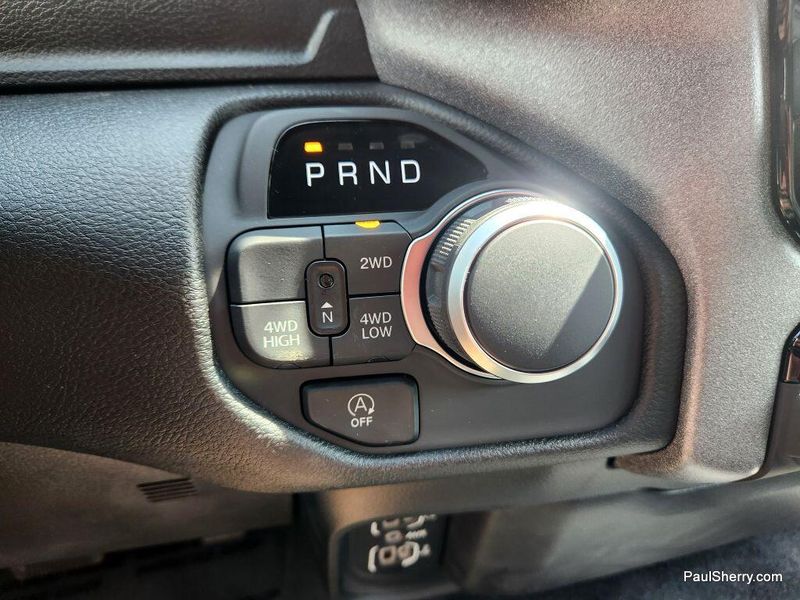 New 2026 RAM 1500 Tradesman Crew Cab 4x4 5'7' Box