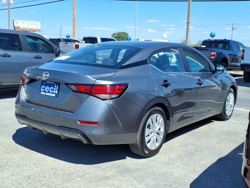 2024 Nissan Sentra S photo 3