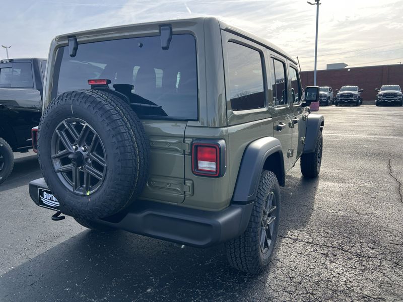 New 2026 Jeep Wrangler 4-door Sport SImage 7