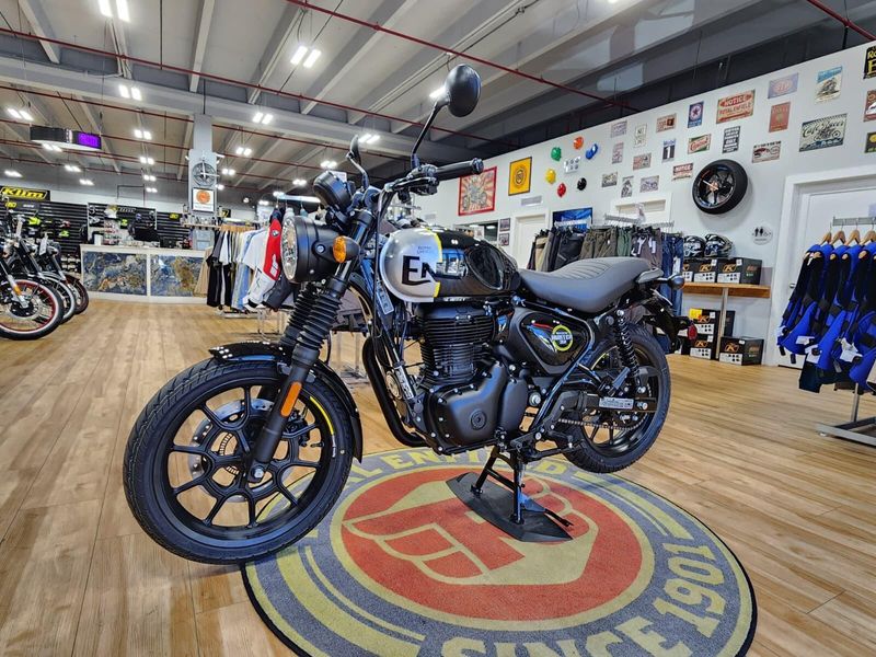 New 2024 Royal Enfield HUNTER 350 Image 4