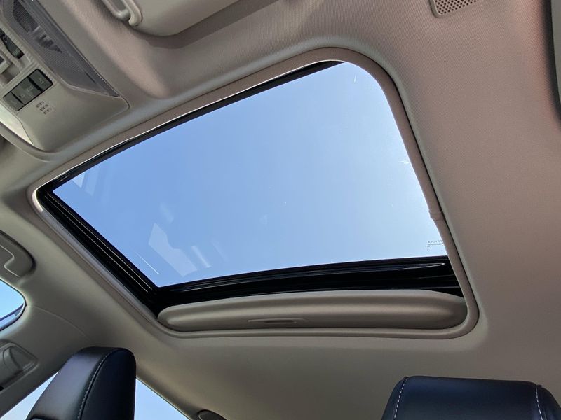 2024 Toyota RAV4 XLE PremiumImage 31