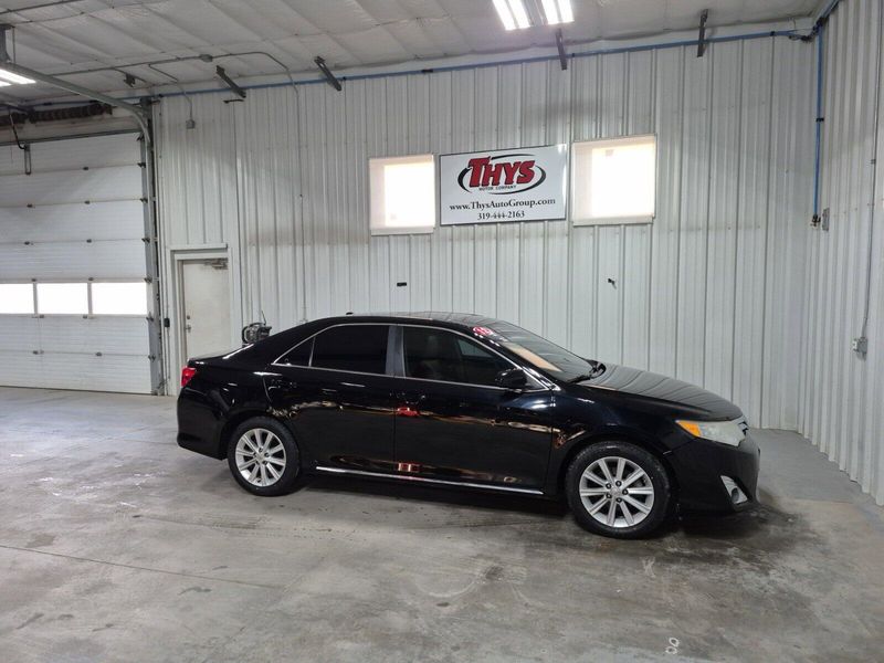 2012 Toyota Camry XLEImage 2