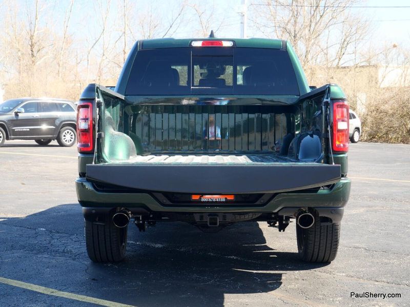 New 2026 RAM 1500 Laramie Crew Cab 4x4 5'7' Box