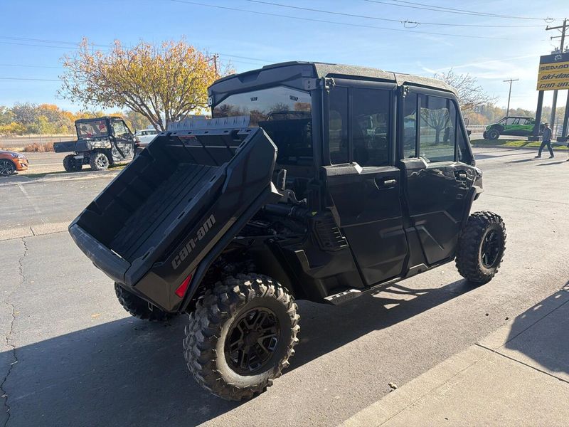 New 2026 Can-Am DEF MAX TEXCAB HD11 