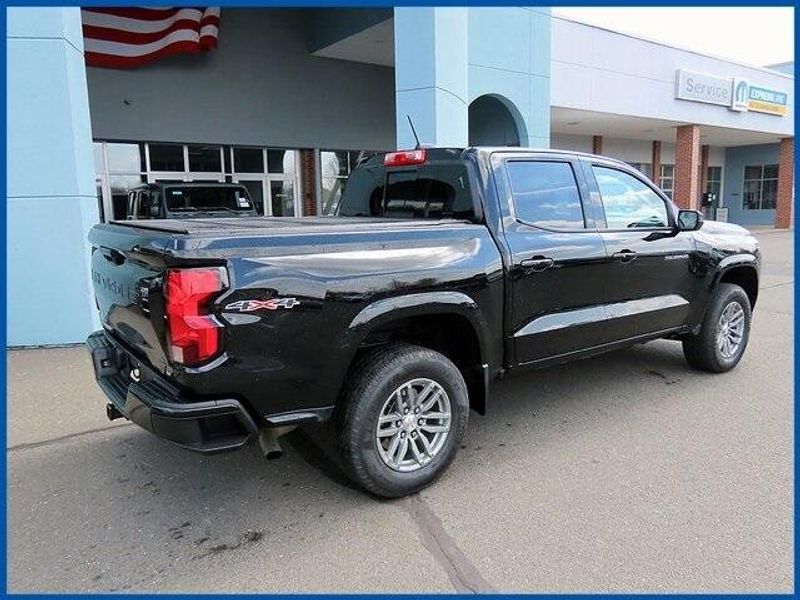 2023 Chevrolet Colorado LTImage 7
