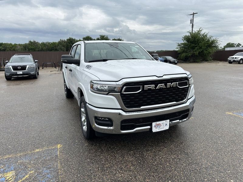 2025 RAM 1500 Big Horn Crew Cab 4x4 5