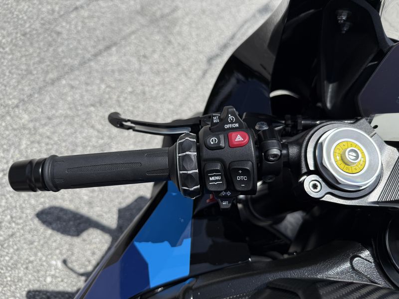 New 2026 BMW M 1000 RR 