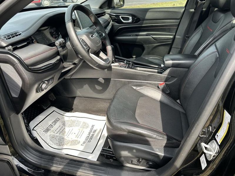2023 Jeep Compass Trailhawk photo 6