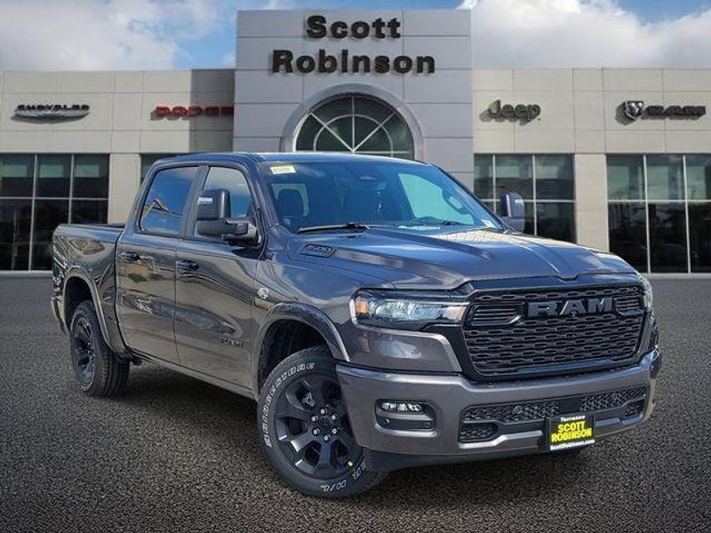 New 2026 RAM 1500 Big Horn Crew Cab 4x4 5'7' Box