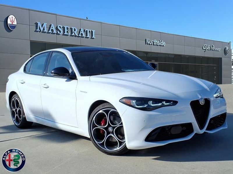 New 2026 Alfa Romeo Giulia VeloceImage 1