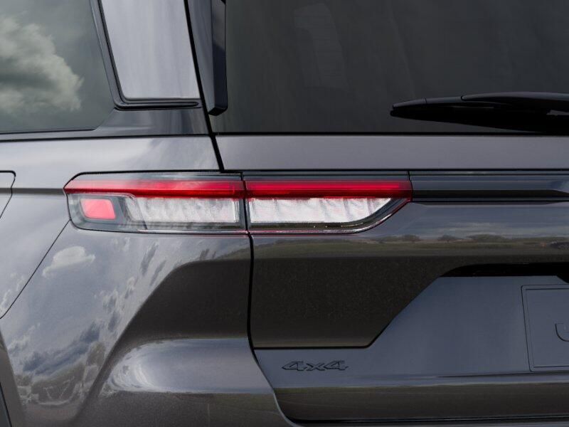 New 2025 Jeep Grand Cherokee Limited 4x4Image 21
