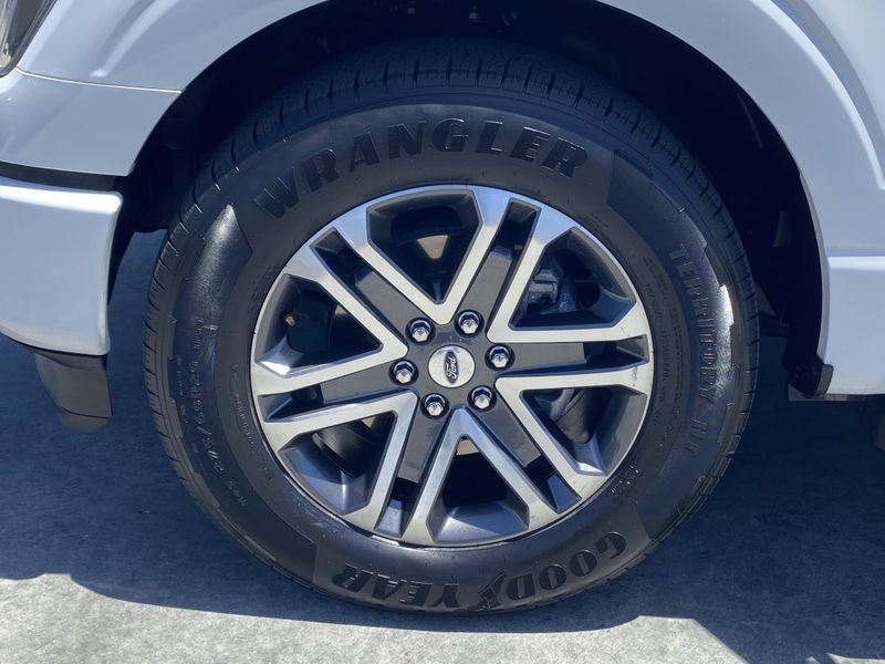 2021 Ford F-150 XLImage 10