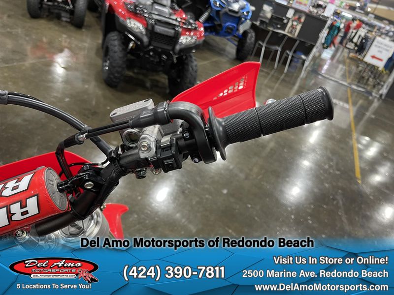 2025 Honda CRF450X Image 5