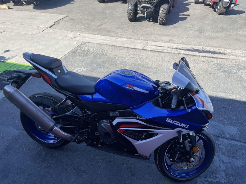 New 2027 Suzuki GSX-R1000 40TH ANNIVERSARY EDITION Image 24